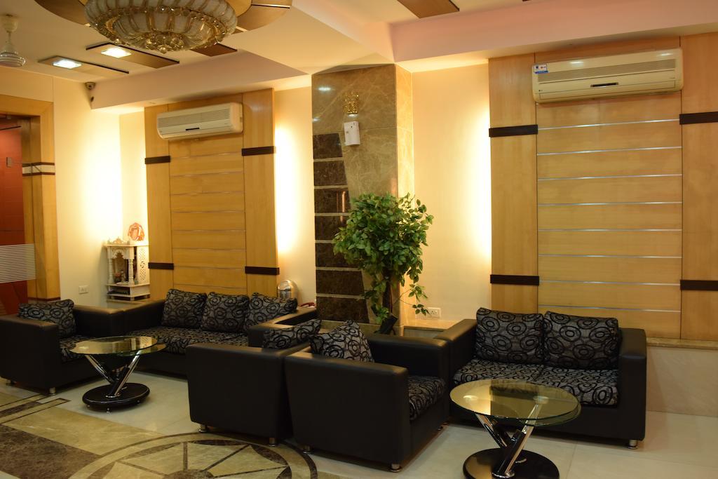 Jai Residency Hotel Gandhidham Exterior photo