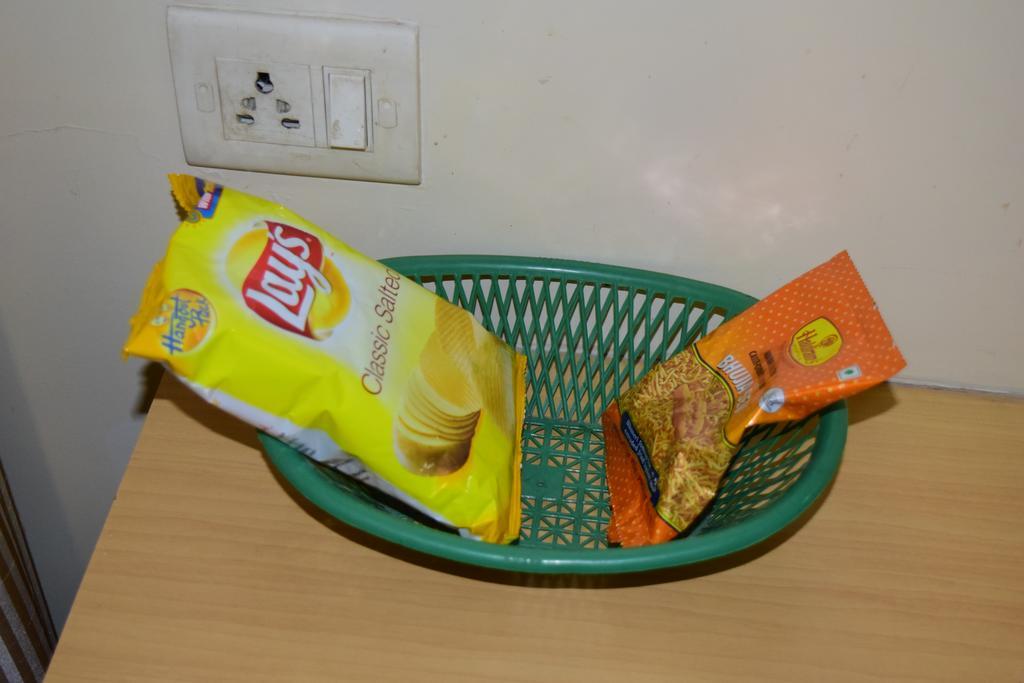 Jai Residency Hotel Gandhidham Room photo